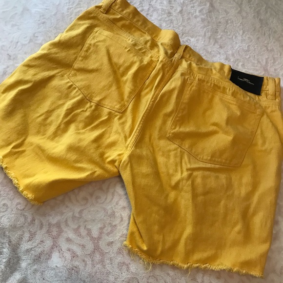 Ralph Lauren Shorts - Picture 3 of 4